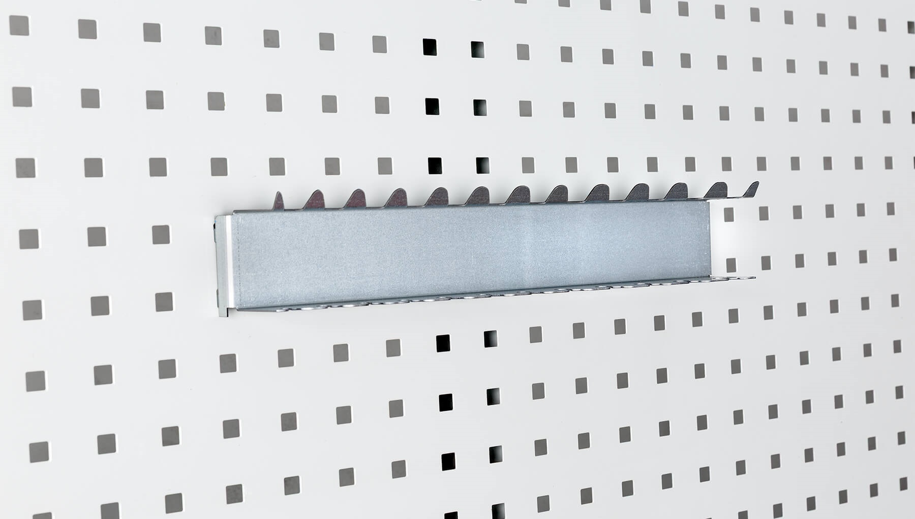 Tornavida Asma Aparatı - 030 B1